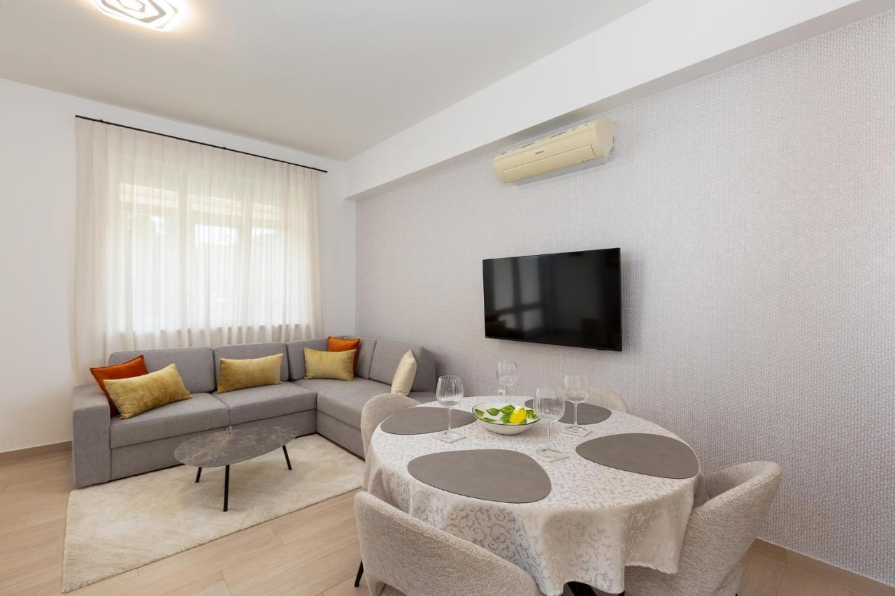 Stylish Apartment Mediterraneo Poreč Exteriör bild